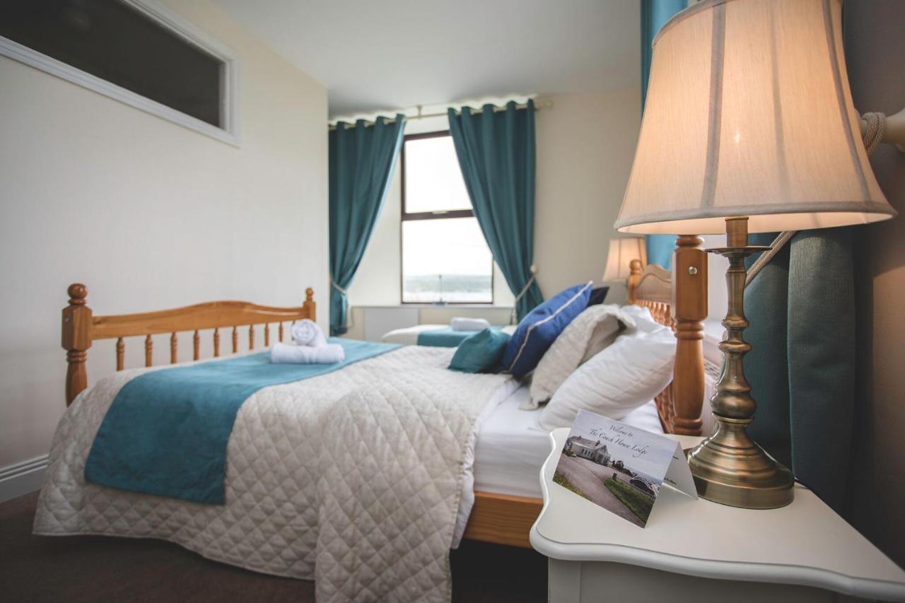 להינץ' Coach House Lodge Rooms מראה חיצוני תמונה